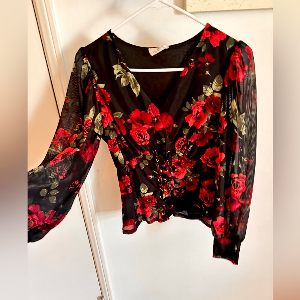 Floral top with long sleeves